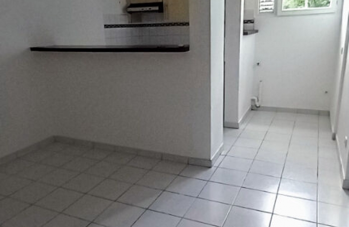 Location Appartement 33.49m&sup2; 2 pi&egrave;ces Fort de france