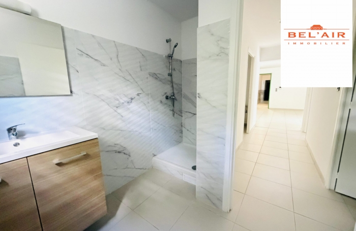 Location Appartement 64.64m&sup2; 3 pièces Fort de france