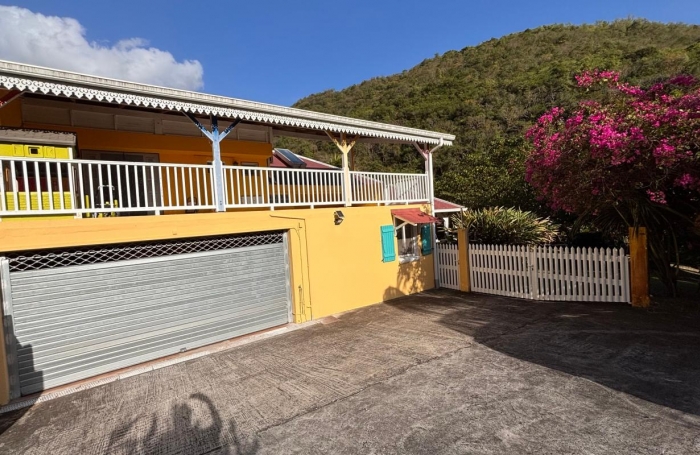 Vente Maison 176m&sup2; 5 pièces Case-Pilote