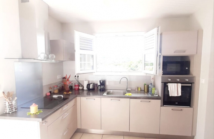 Vente Maison 88m&sup2; 4 pi&egrave;ces Rivi&egrave;re Sal&eacute;e