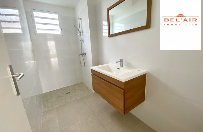 Location Appartement 57.37m&sup2; 3 pièces Fort de france