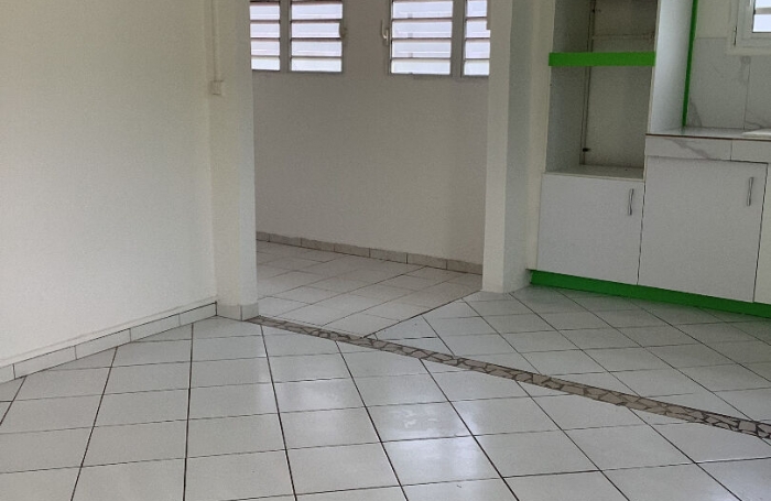 Location Appartement 65m&sup2; 3 pi&egrave;ces Fort de france
