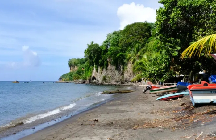 Maison divisible en 2 T3   Plage et commodit&eacute;s &agrave; 1 min &agrave; FOND LAHAYE SCHOELCHER