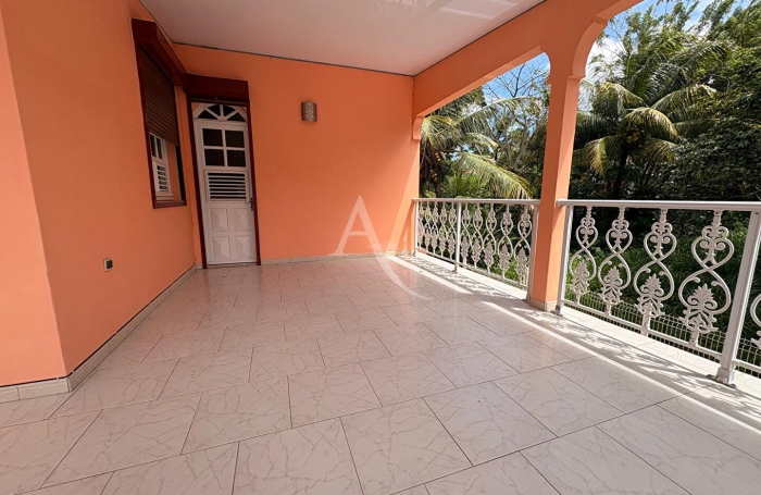 Location Appartement 115m&sup2; 4 pi&egrave;ces Saint-Joseph