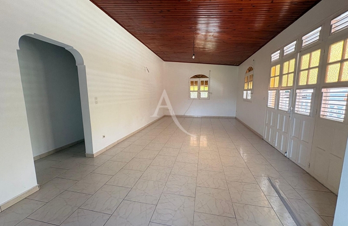 Location Appartement 115m&sup2; 4 pi&egrave;ces Saint-Joseph