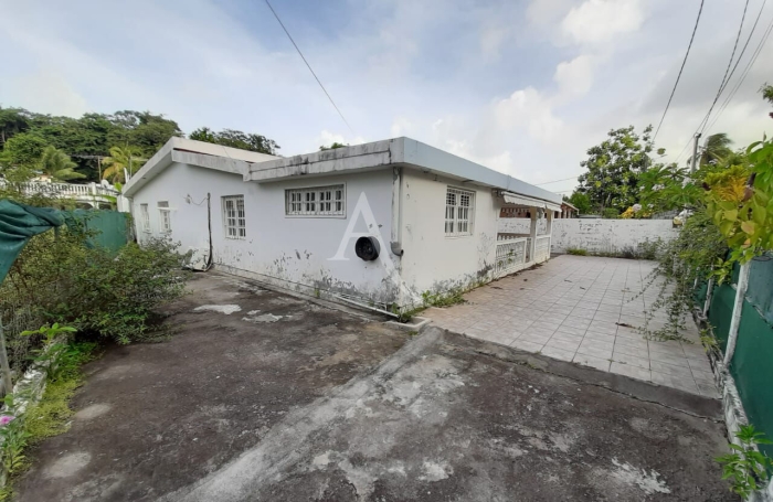 Vente Maison 118m&sup2; 4 pi&egrave;ces La Trinit&eacute;