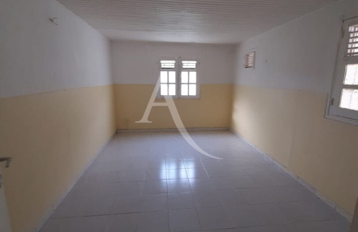 Vente Maison 118m&sup2; 4 pi&egrave;ces La Trinit&eacute;