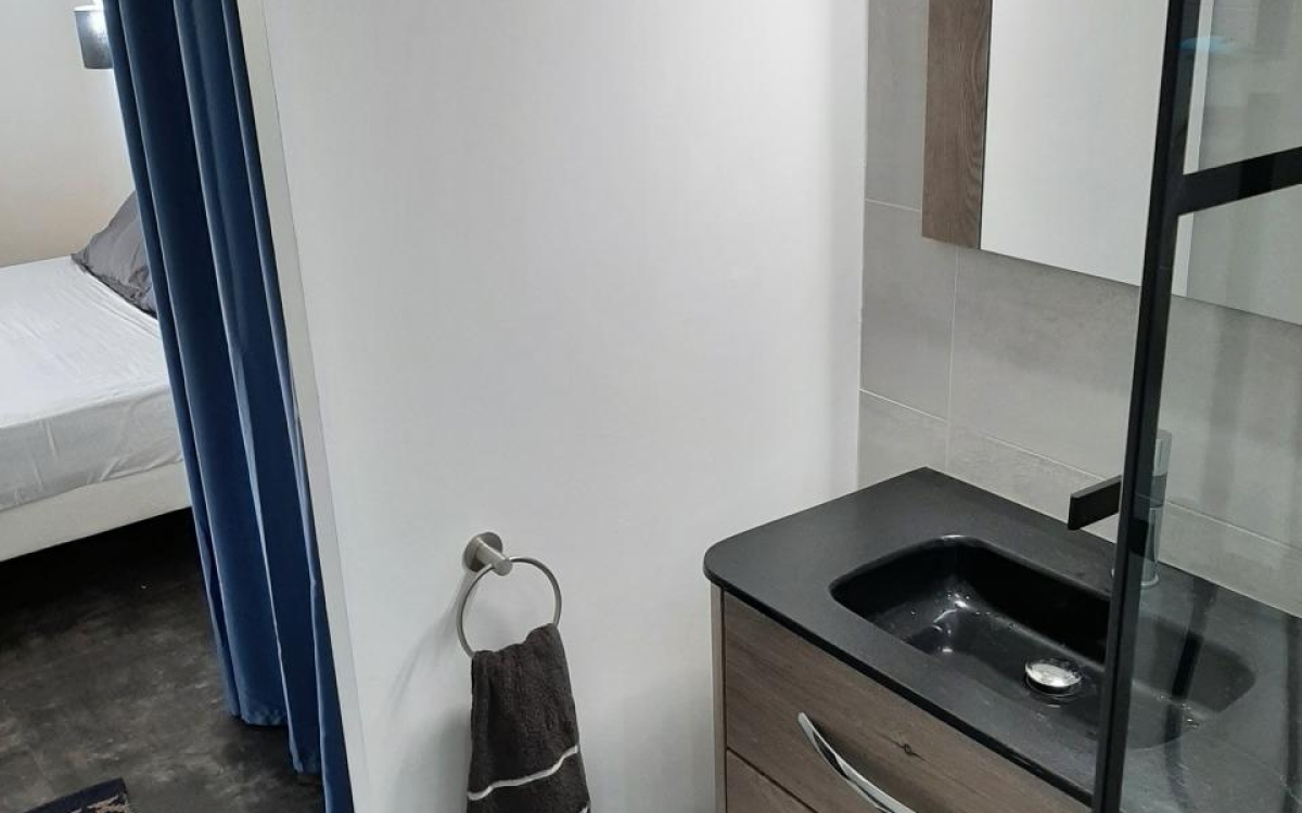 Sainte-Luce T2 r&eacute;nov&eacute; &agrave; 1 min de la plage - 268 K&euro;