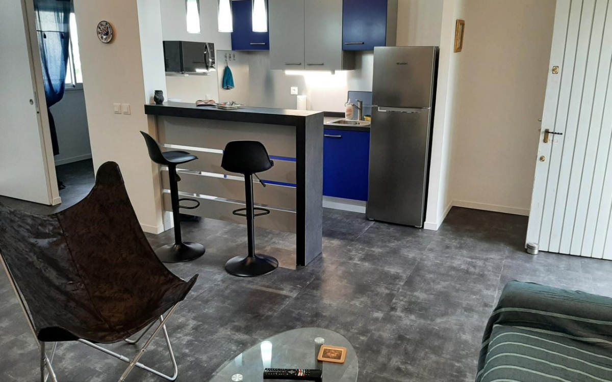 Sainte-Luce T2 r&eacute;nov&eacute; &agrave; 1 min de la plage - 268 K&euro;