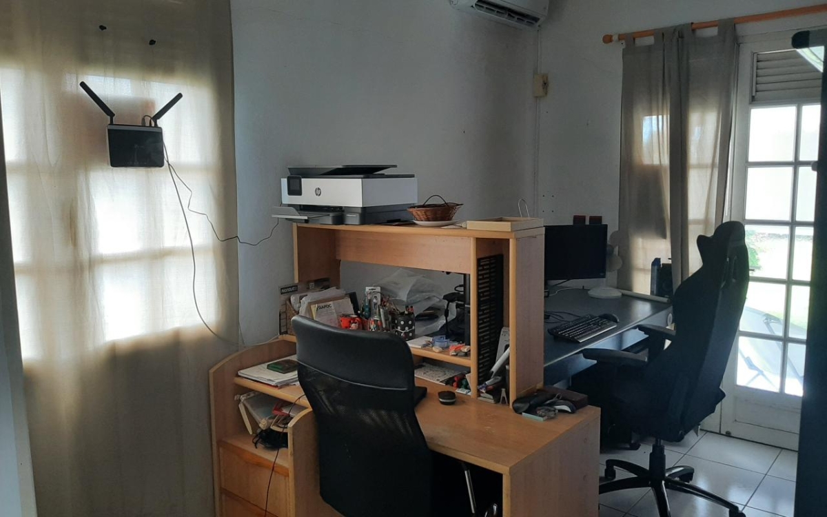 Rivi&egrave;re-Sal&eacute;e Maison T6 avec terrasse et jardin 359 000 &euro; FA