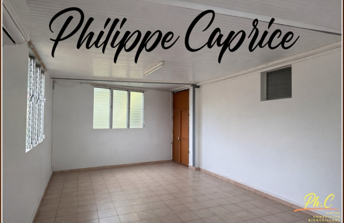 Location Local commercial 37m&sup2; 1 pièce Sainte Marie