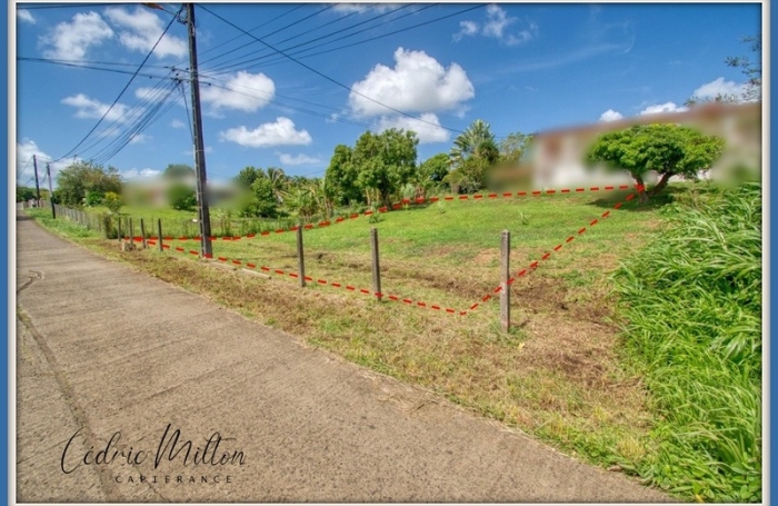Vente Terrain 774m&sup2; Le Lamentin
