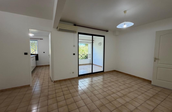 Location Appartement 30m&sup2; 1 pièce Fort de france
