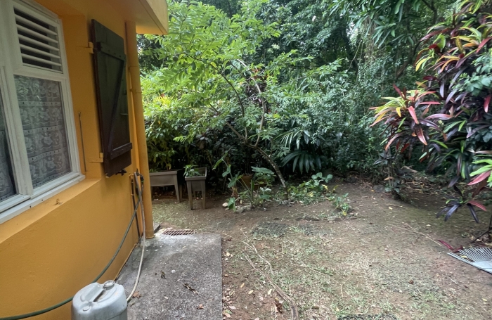 Grand T4 avec fort-potentiel &agrave; acheter &agrave; Rivi&egrave;re-Sal&eacute;e