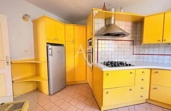 Location Appartement 130m&sup2; 4 pi&egrave;ces Saint-Joseph