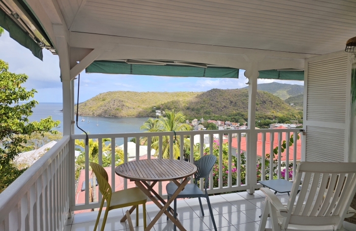 VILLA CREOLE 4 LOGEMENTS VUE MER