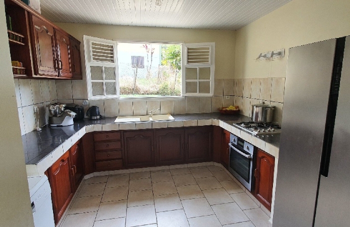 Villa de type f4 de 103 m2 habitable non meubl&eacute; avec vue mer &agrave; Trinit&eacute;