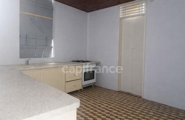 Vente Maison 111m&sup2; 5 pièces Fort de france
