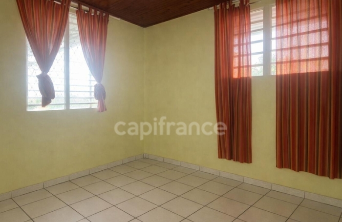 Vente Maison 111m&sup2; 5 pièces Fort de france