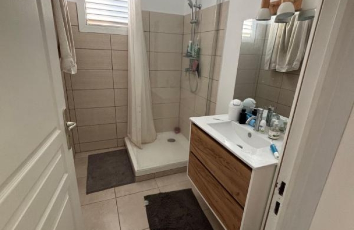 Vente Appartement 75.47m&sup2; 3 pièces Sainte Luce