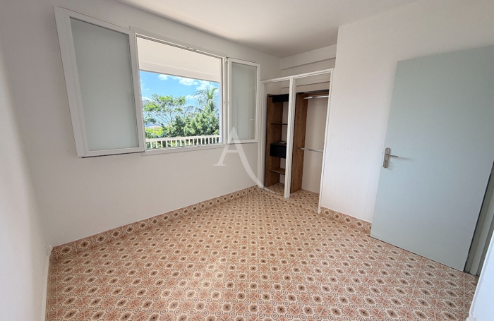 Vente Maison 250m&sup2; 7 pi&egrave;ces Le Lamentin