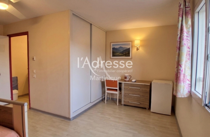 Vente Appartement 25.6m&sup2; 1 pi&egrave;ce Saint-Esprit
