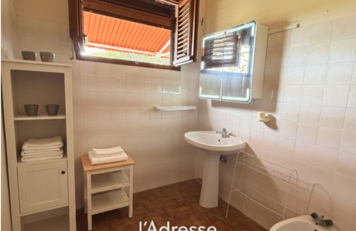 Vente Maison 164.28m&sup2; 6 pi&egrave;ces Le Vauclin