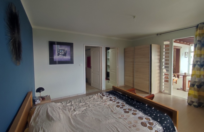 Belle maison T4 meubl&eacute;e + Studio