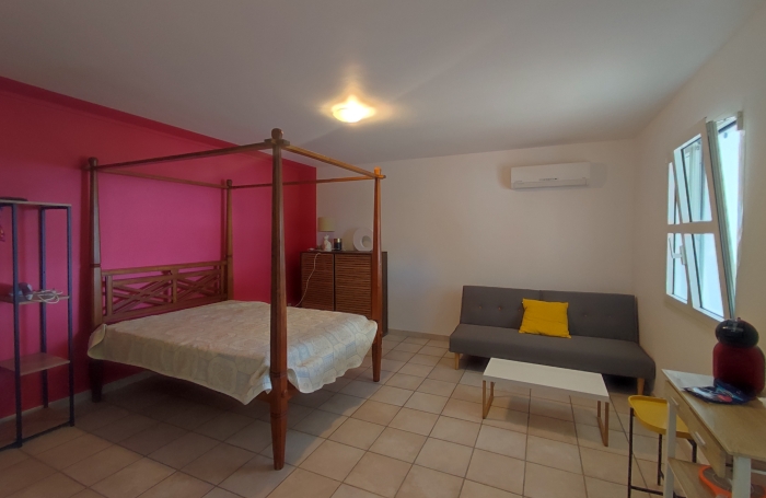 Belle maison T4 meubl&eacute;e + Studio