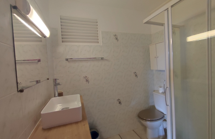 Belle maison T4 meubl&eacute;e + Studio