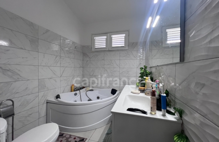 Vente Maison 201m&sup2; 7 pièces Le Marin