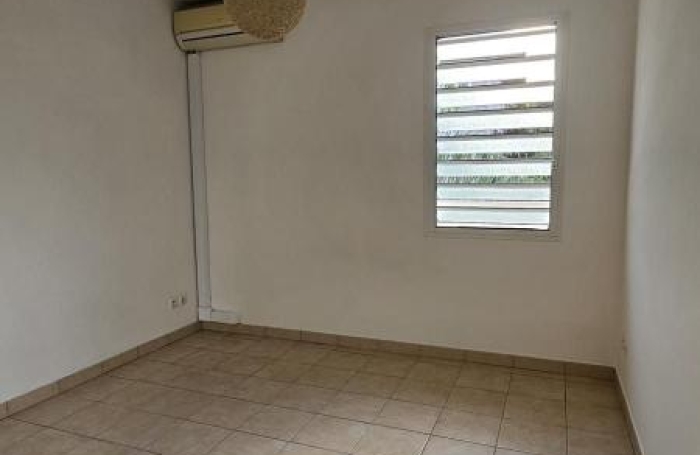 Location Appartement 37.45m&sup2; 2 pièces Fort de france