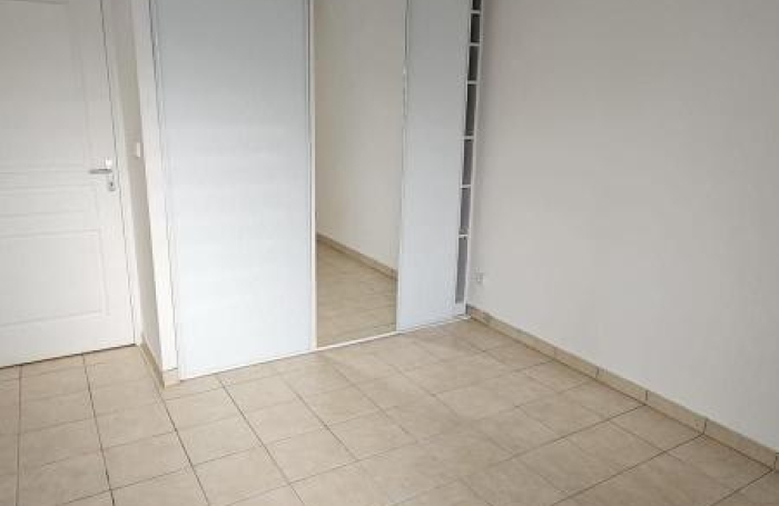 Location Appartement 37.45m&sup2; 2 pièces Fort de france