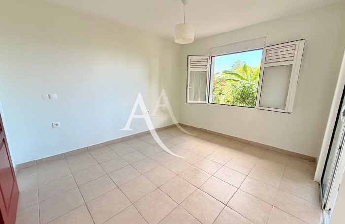 Vente Appartement 53m&sup2; 3 pi&egrave;ces Fort de france