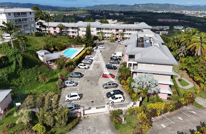 Vente Appartement 53m&sup2; 3 pi&egrave;ces Fort de france