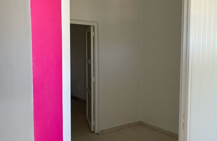 Location Local commercial 51m&sup2; Sainte Marie
