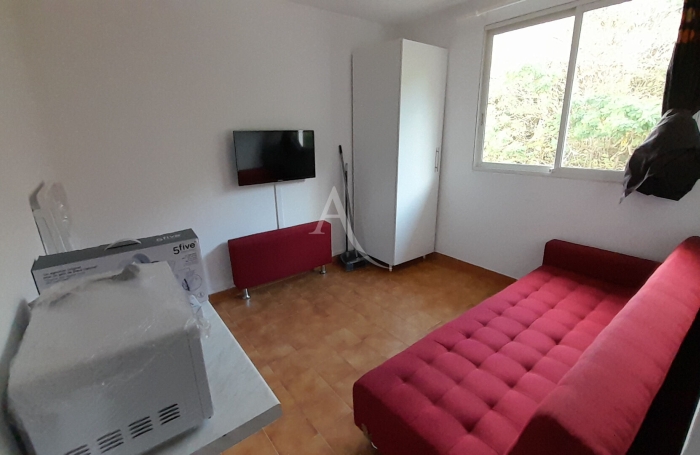 Location Appartement 14m&sup2; 1 pi&egrave;ce Schoelcher