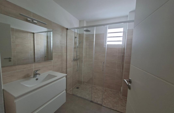 Location Appartement 73.3m&sup2; 3 pièces Les Trois Ilets