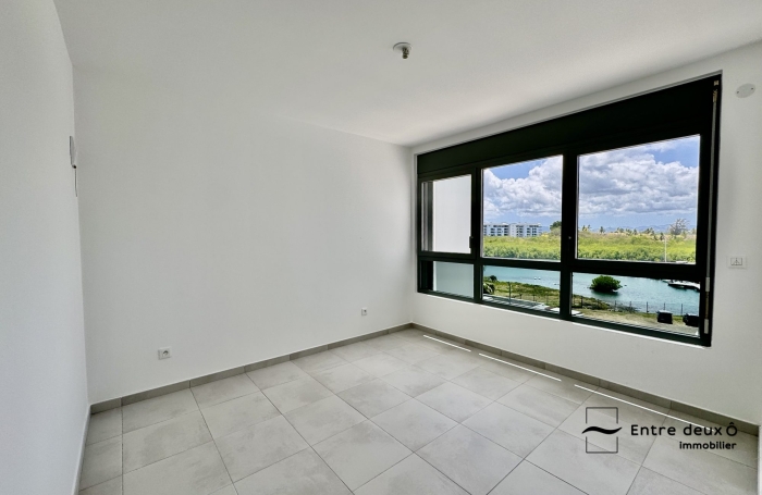 Location Appartement 82.00m&sup2; 3 pièces Fort de france