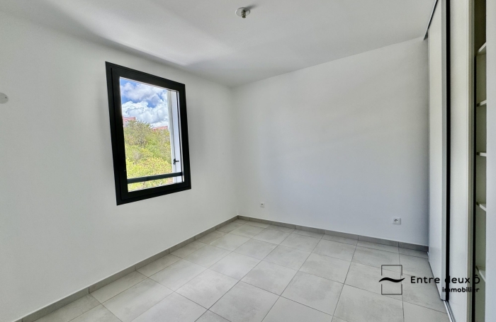 Location Appartement 82.00m&sup2; 3 pièces Fort de france