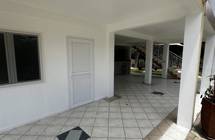 Location Appartement 110.00m&sup2; 3 pièces Le Lamentin