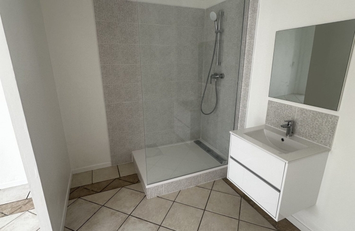 Location Appartement 110.00m&sup2; 3 pièces Le Lamentin
