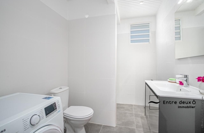 Location Appartement 75.00m&sup2; 3 pièces Schoelcher