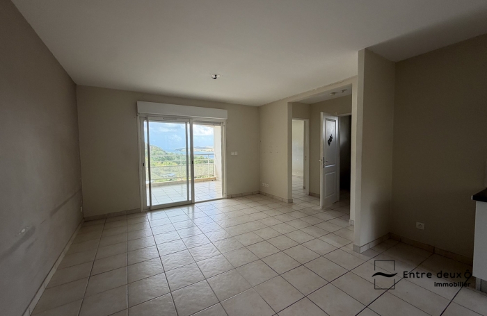 Vente Appartement 55.74m&sup2; 3 pièces La Trinit&eacute;