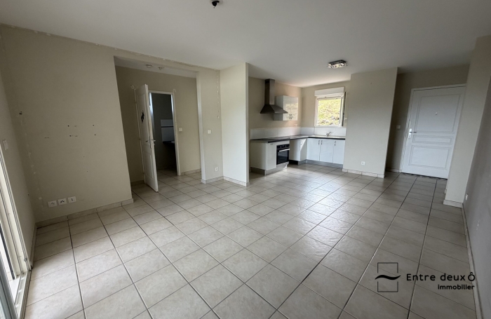Vente Appartement 55.74m&sup2; 3 pièces La Trinit&eacute;