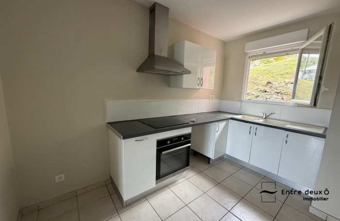 Vente Appartement 55.74m&sup2; 3 pièces La Trinit&eacute;