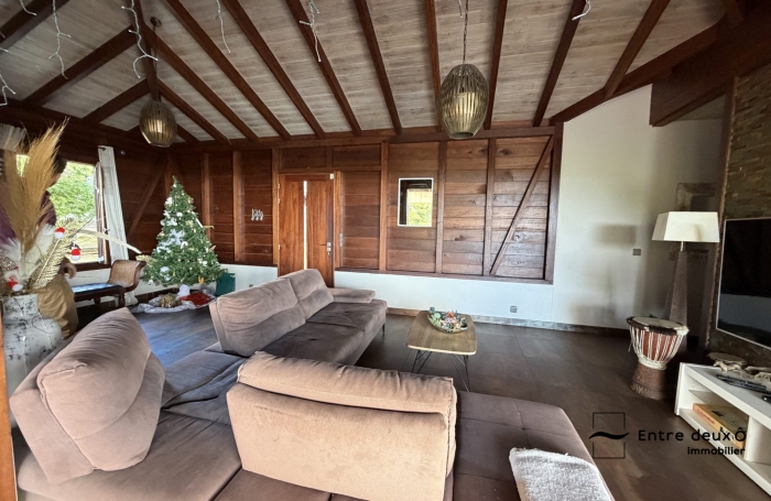 Vente Maison 150.00m&sup2; 4 pièces Case-Pilote
