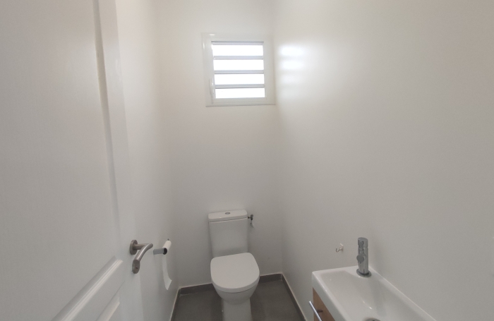 &Agrave; louer - Villa neuve F4 de plain-pied au LAMENTIN