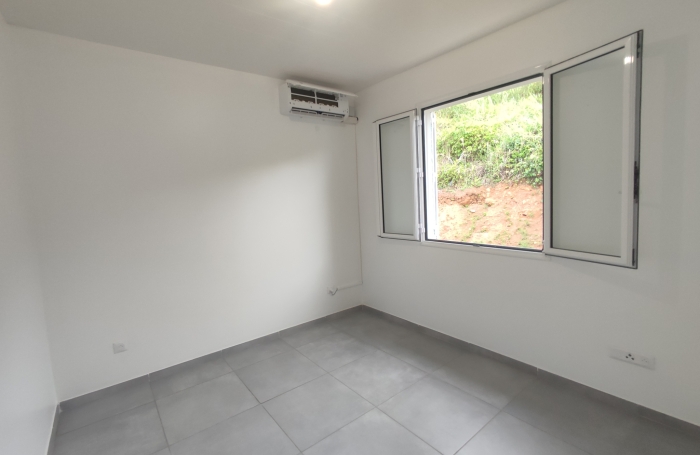 &Agrave; louer - Villa neuve F4 de plain-pied au LAMENTIN
