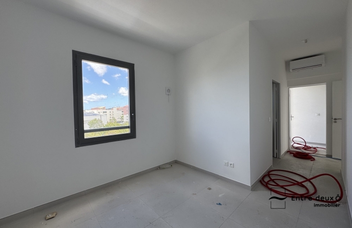 Vente Appartement 237.80m&sup2; 4 pièces Fort de france